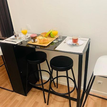 Appartement Calme Et Chaleureux Proche De Paris Κουρμπεβουά Εξωτερικό φωτογραφία