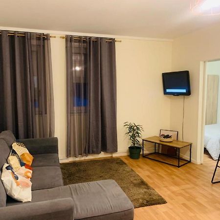 Appartement Calme Et Chaleureux Proche De Paris Κουρμπεβουά Εξωτερικό φωτογραφία