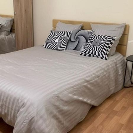 Appartement Calme Et Chaleureux Proche De Paris Κουρμπεβουά Εξωτερικό φωτογραφία